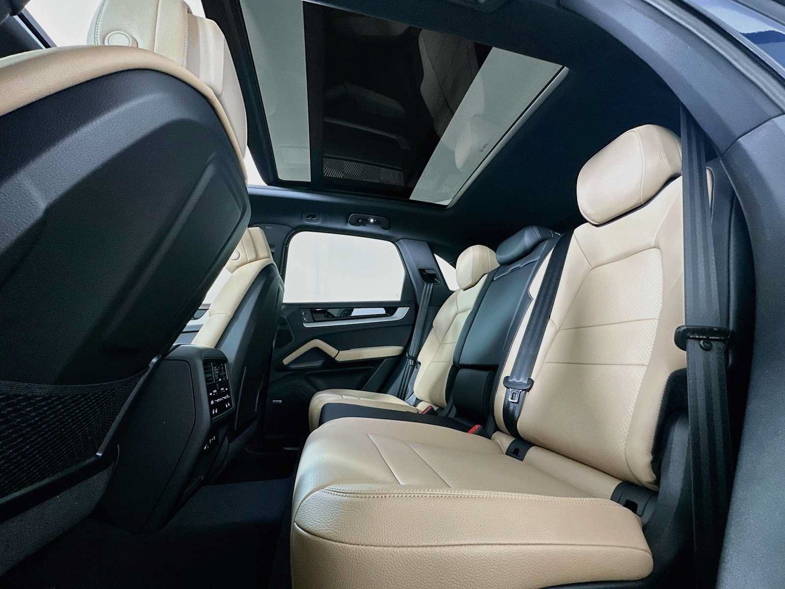New 2026 Porsche Cayenne AWD/4WD image 22