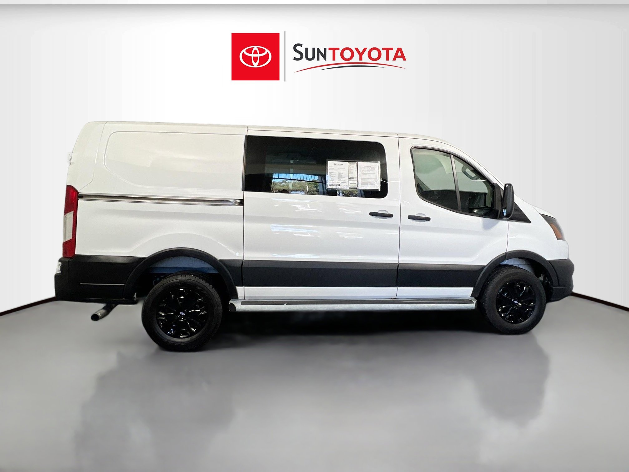 Used 2025 Ford Transit 250 Low Roof w/ Exterior Upgrade Package image 2