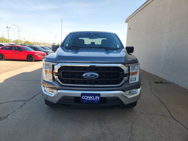 Used 2022 Ford F150 XLT image 2