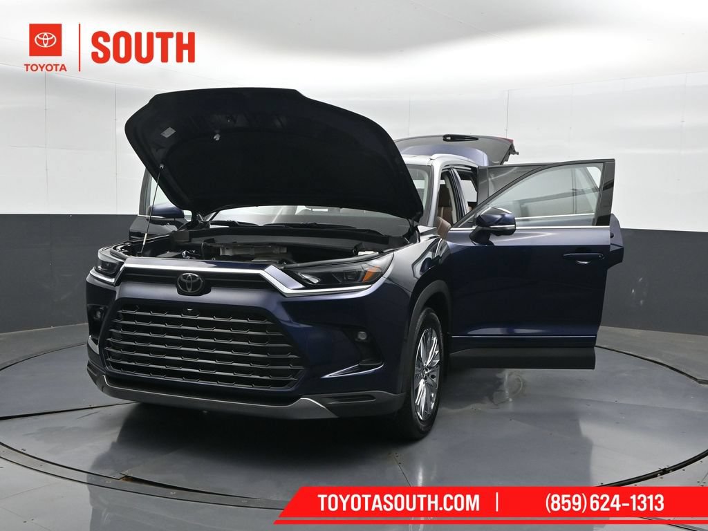 Certified 2025 Toyota Grand Highlander AWD image 62