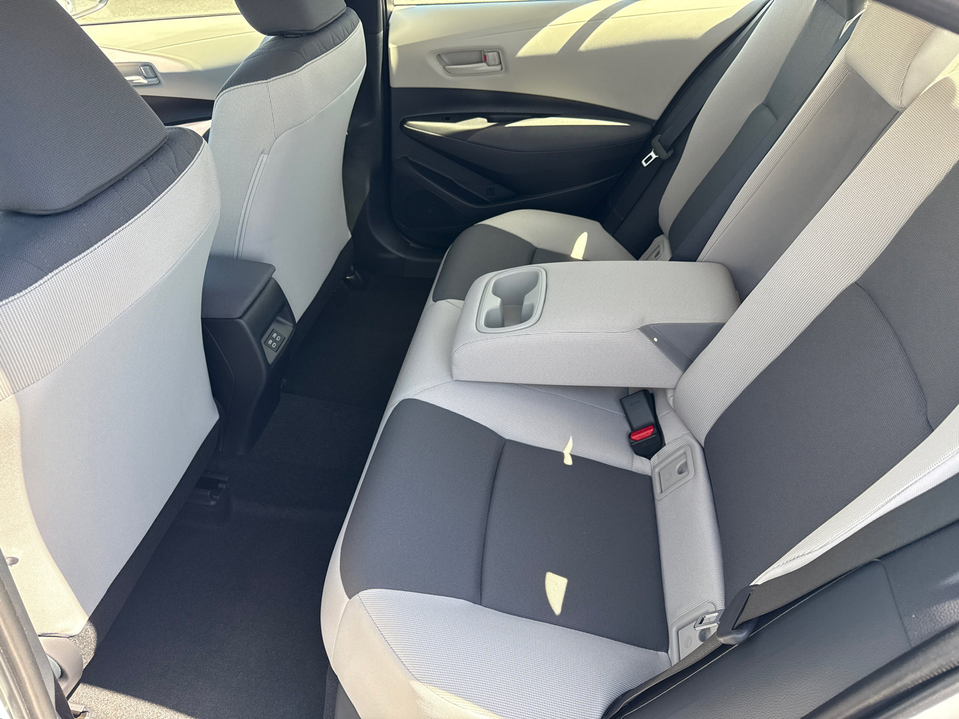 New 2026 Toyota Corolla LE FWD image 17
