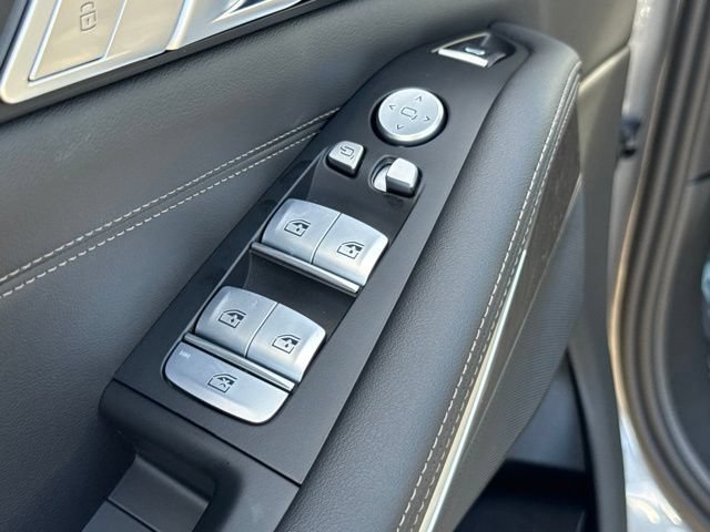 Used 2026 BMW X7 xDrive40i AWD/4WD image 19