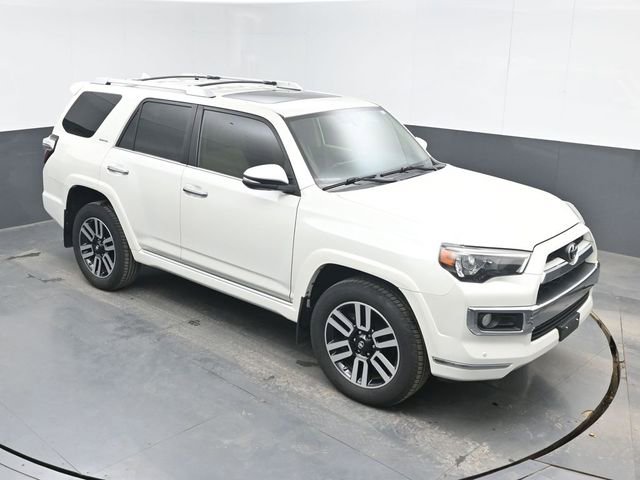 Used 2018 Toyota 4Runner Limited AWD/4WD image 33