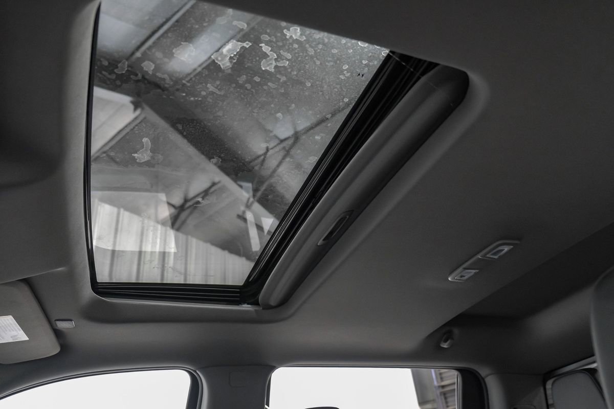 Used 2025 Chevrolet Silverado 2500 LTZ w/ LTZ Premium Texas Edition image 23