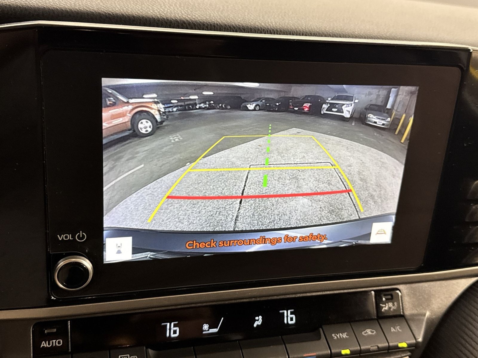 Used 2025 Toyota Camry SE FWD image 31