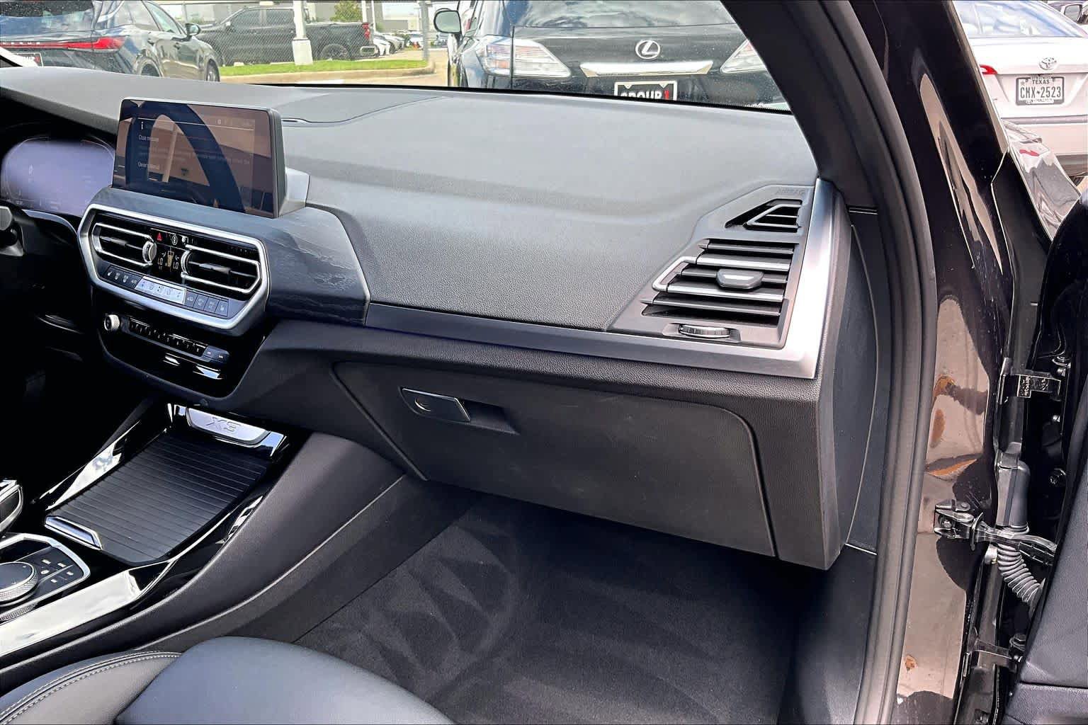Used 2024 BMW X3 sDrive30i RWD image 17
