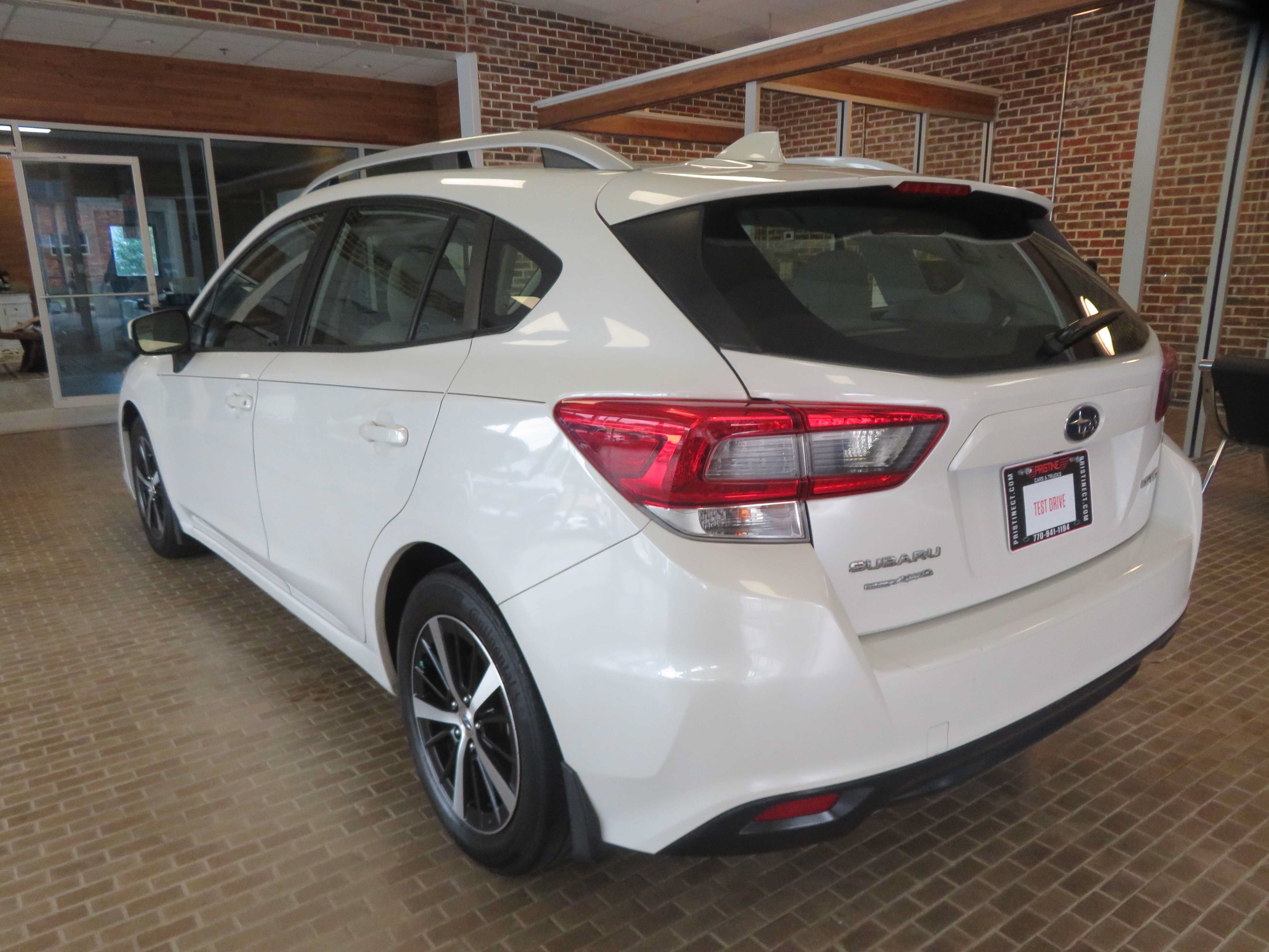 Used 2022 Subaru Impreza 2.0i Premium AWD/4WD image 6