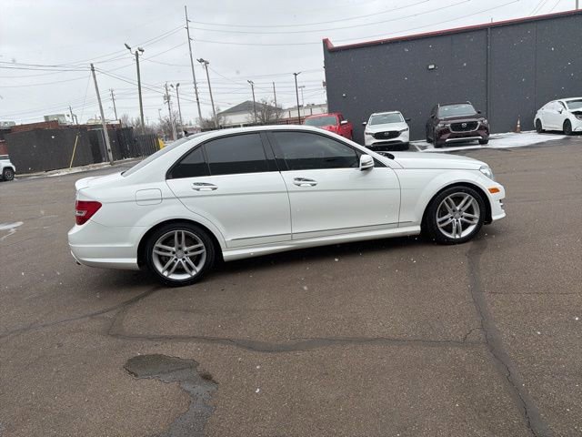 Used 2014 Mercedes-Benz C 300 4MATIC Sedan image 5