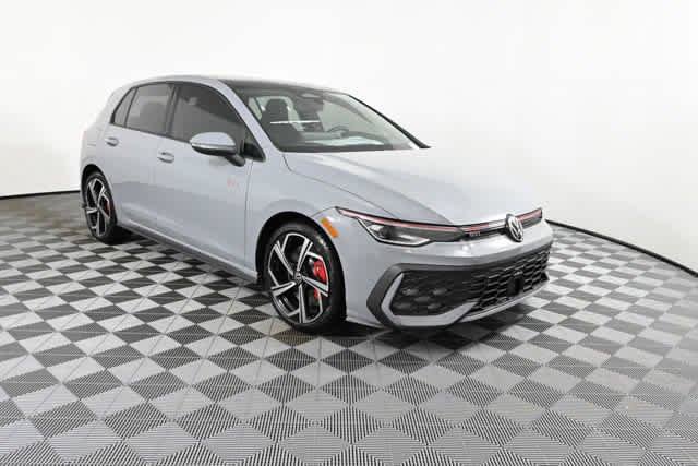 New 2026 Volkswagen Golf SE FWD image 1