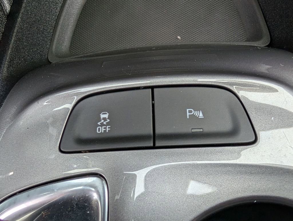 Used 2024 Chevrolet Malibu RS image 33