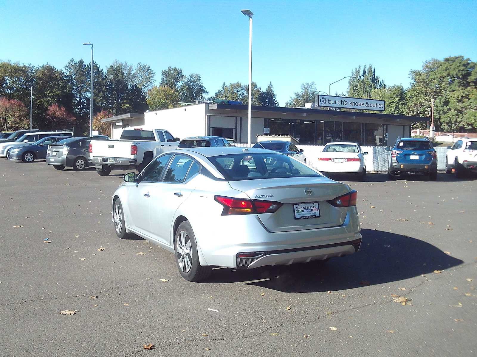 Used 2019 Nissan Altima 2.5 S FWD image 3