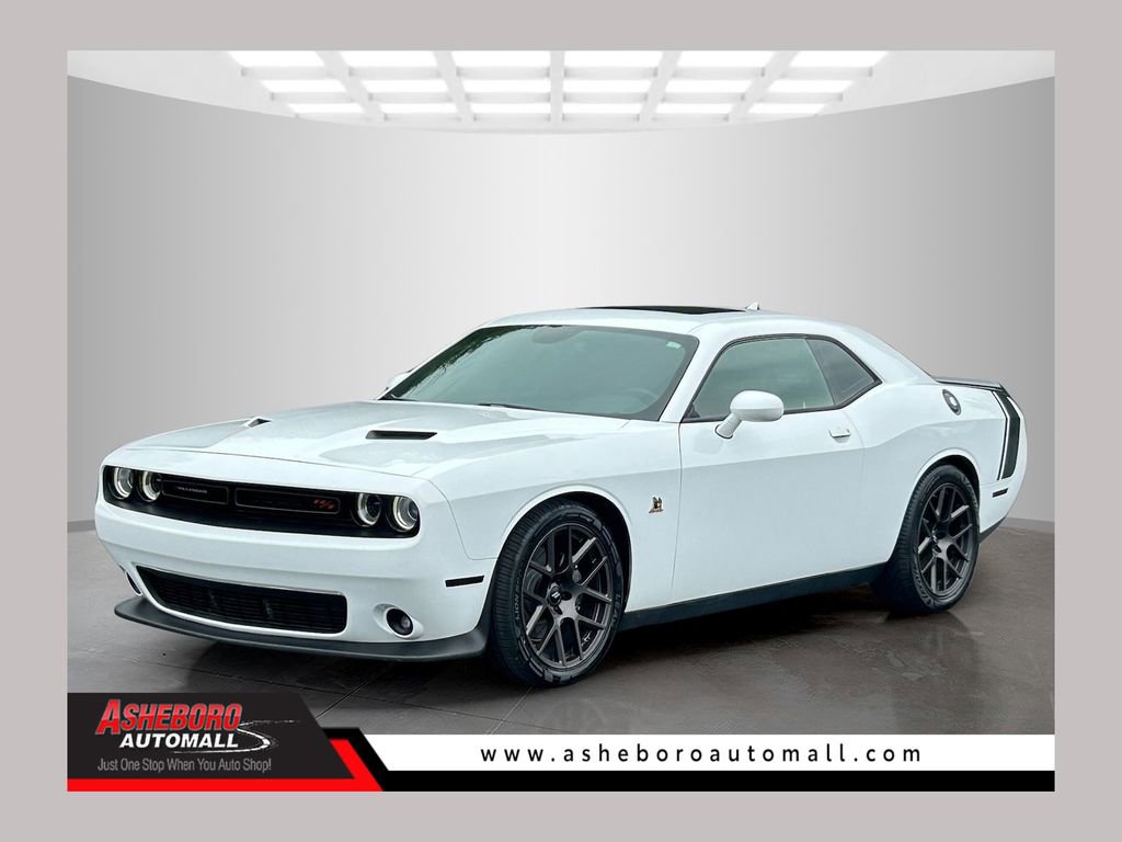 Used 2016 Dodge Challenger R/T Scat Pack w/ Leather Interior Group RWD image 1