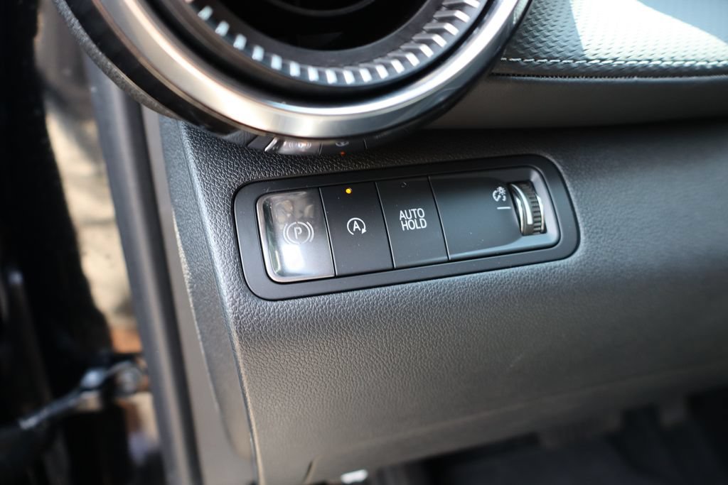 Used 2025 Chevrolet Equinox LT FWD image 12