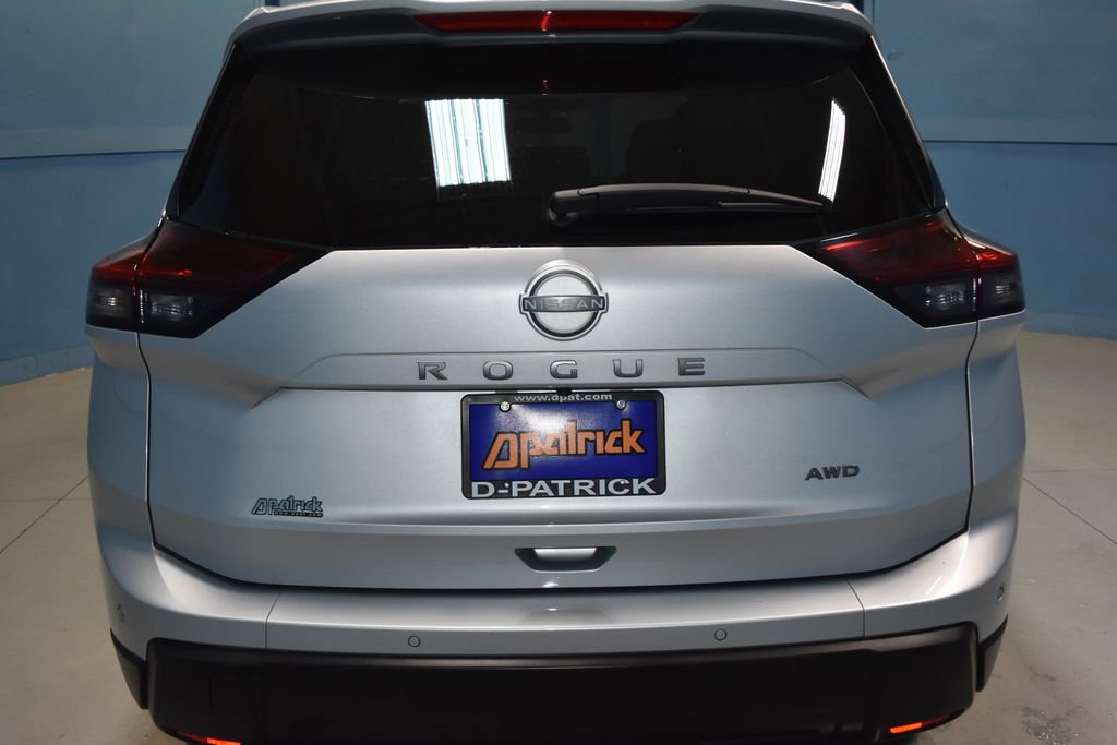 Certified 2025 Nissan Rogue S image 22