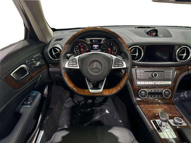 Used 2020 Mercedes-Benz SL 550 image 46