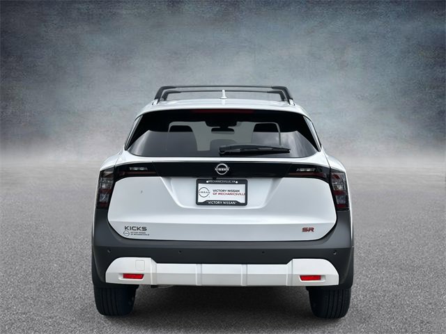 New 2025 Nissan Kicks SR image 3