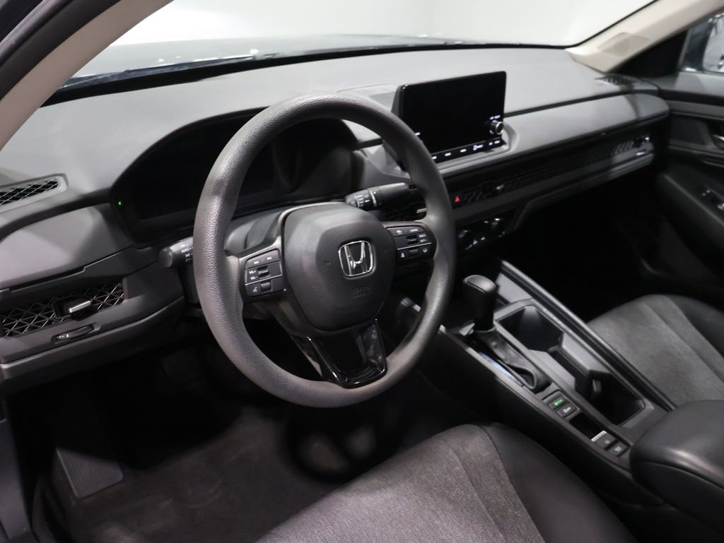 Used 2023 Honda Accord EX image 16