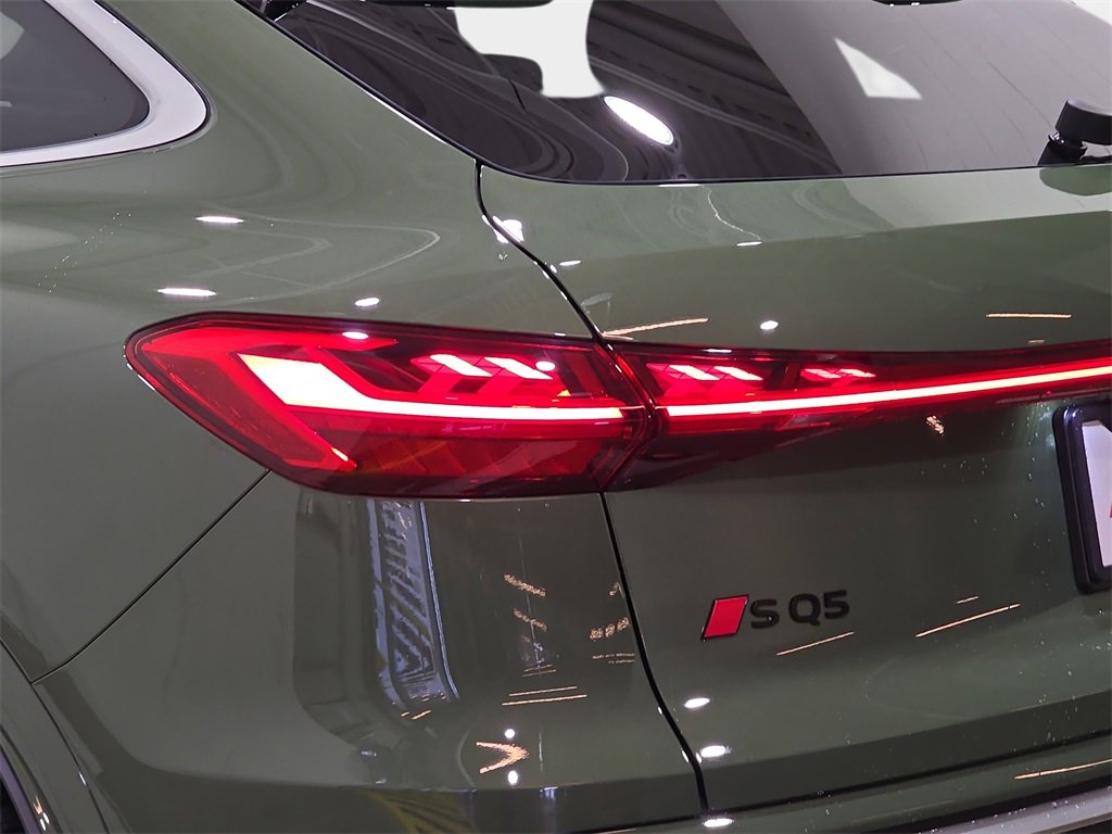 New 2025 Audi SQ5 Prestige image 35