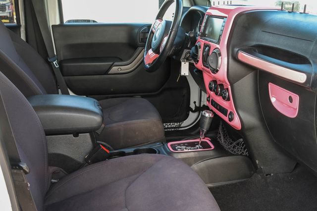 Used 2015 Jeep Wrangler Unlimited Sport w/ Quick Order Package 24S AWD/4WD image 14