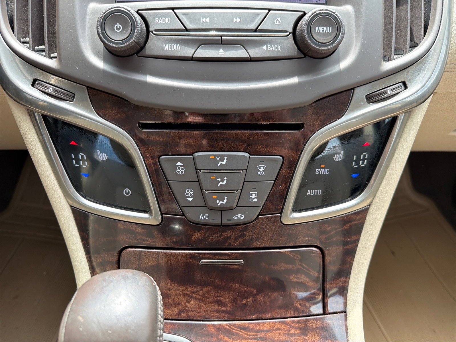 Used 2016 Buick LaCrosse Leather w/ Experience Buick Package image 23