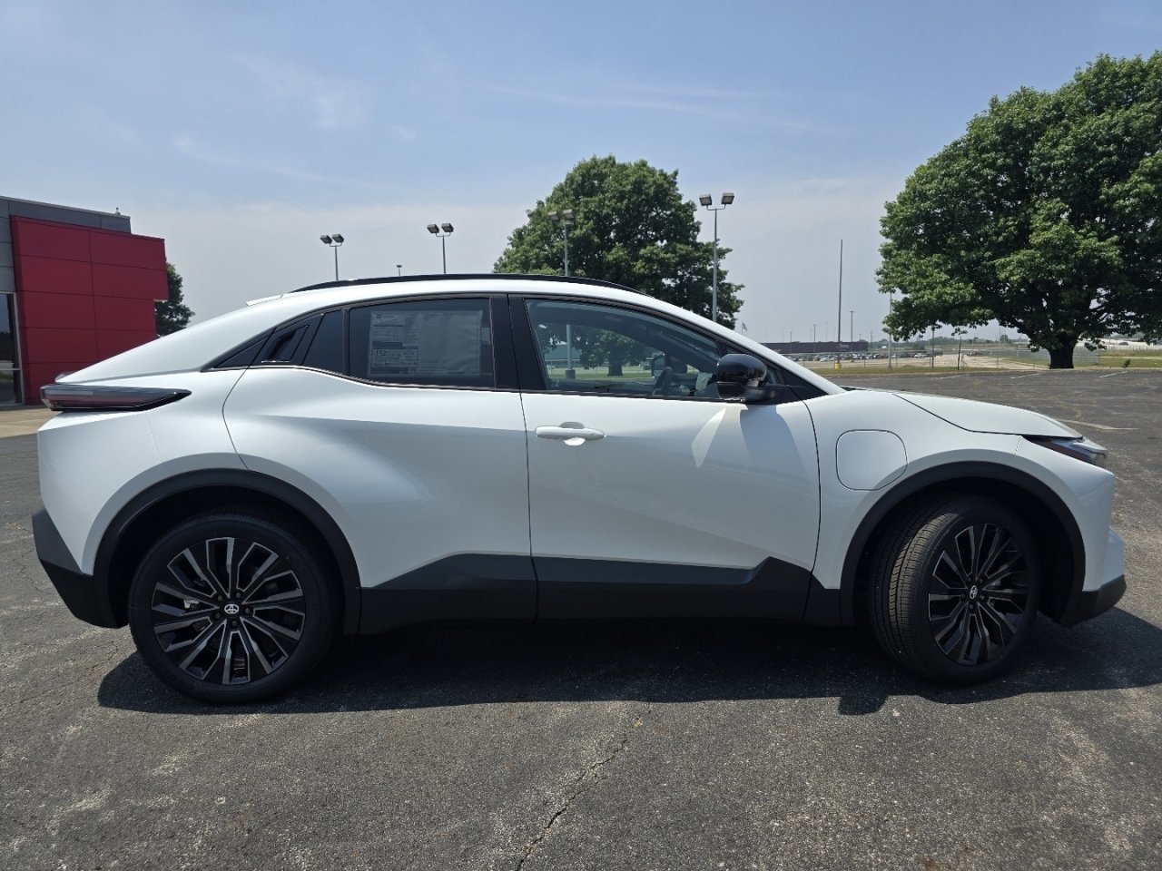 New 2026 Toyota C-HR AWD/4WD image 17