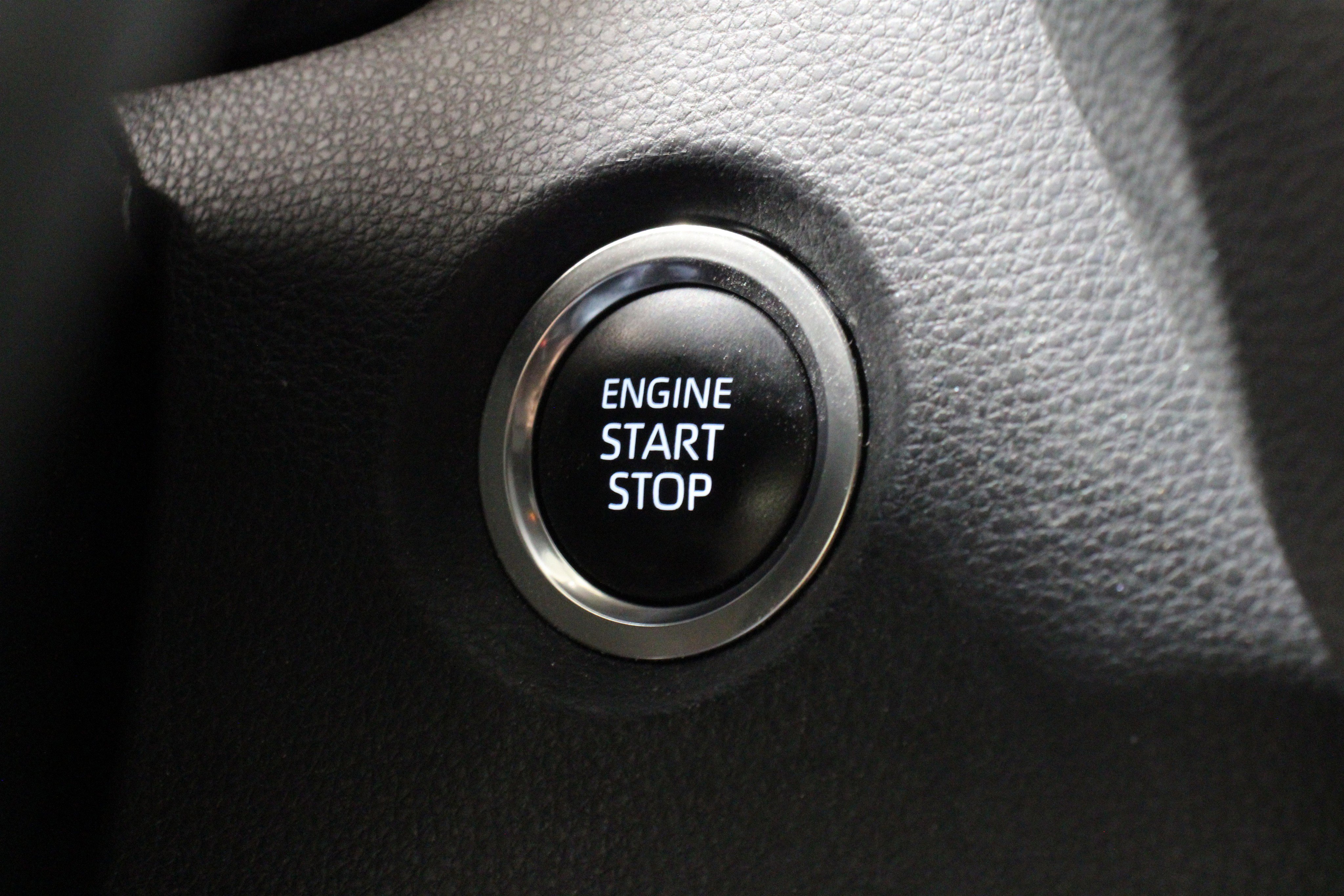 Used 2025 Toyota Corolla SE image 21