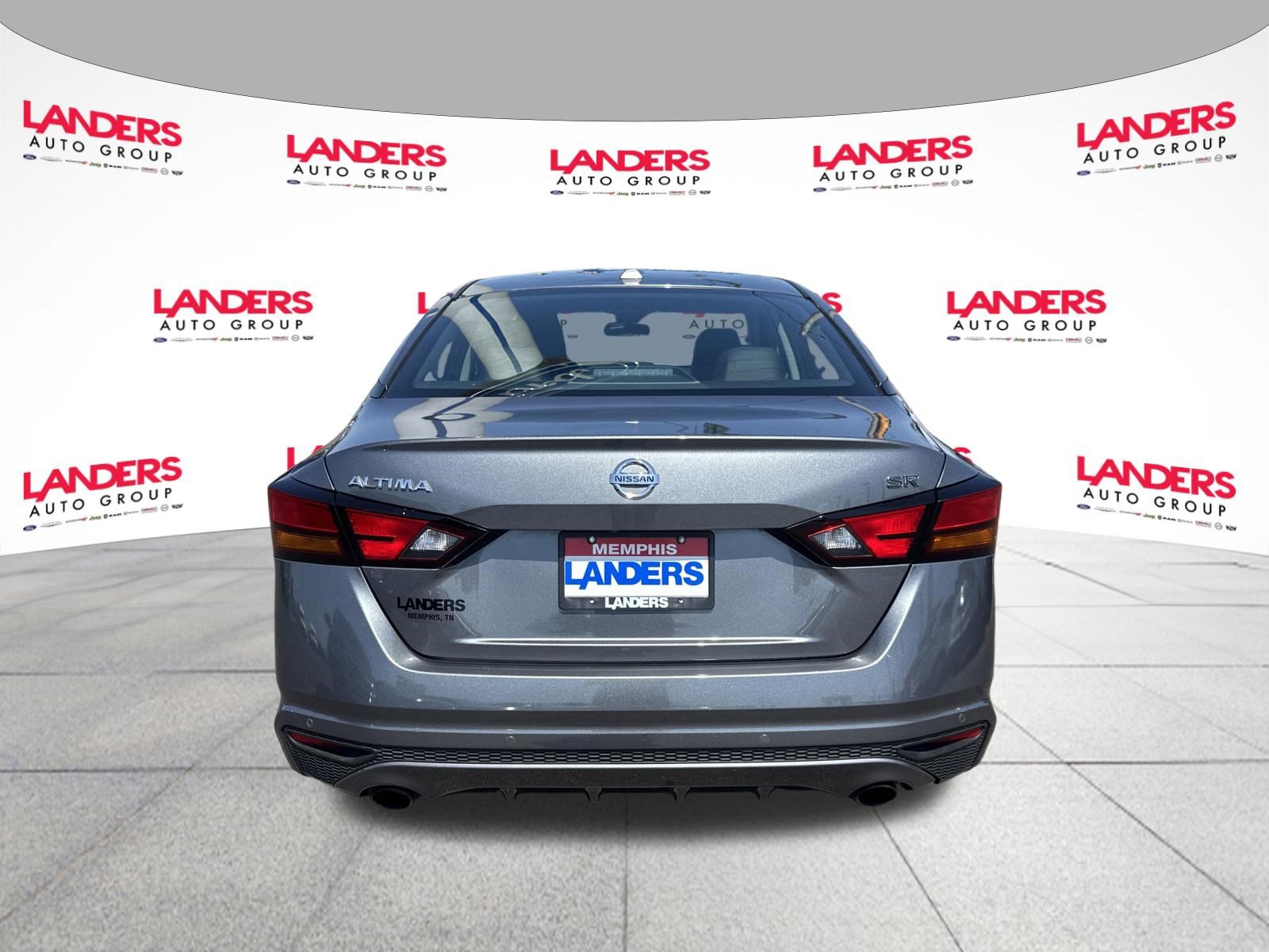 Used 2021 Nissan Altima 2.5 SR FWD image 4