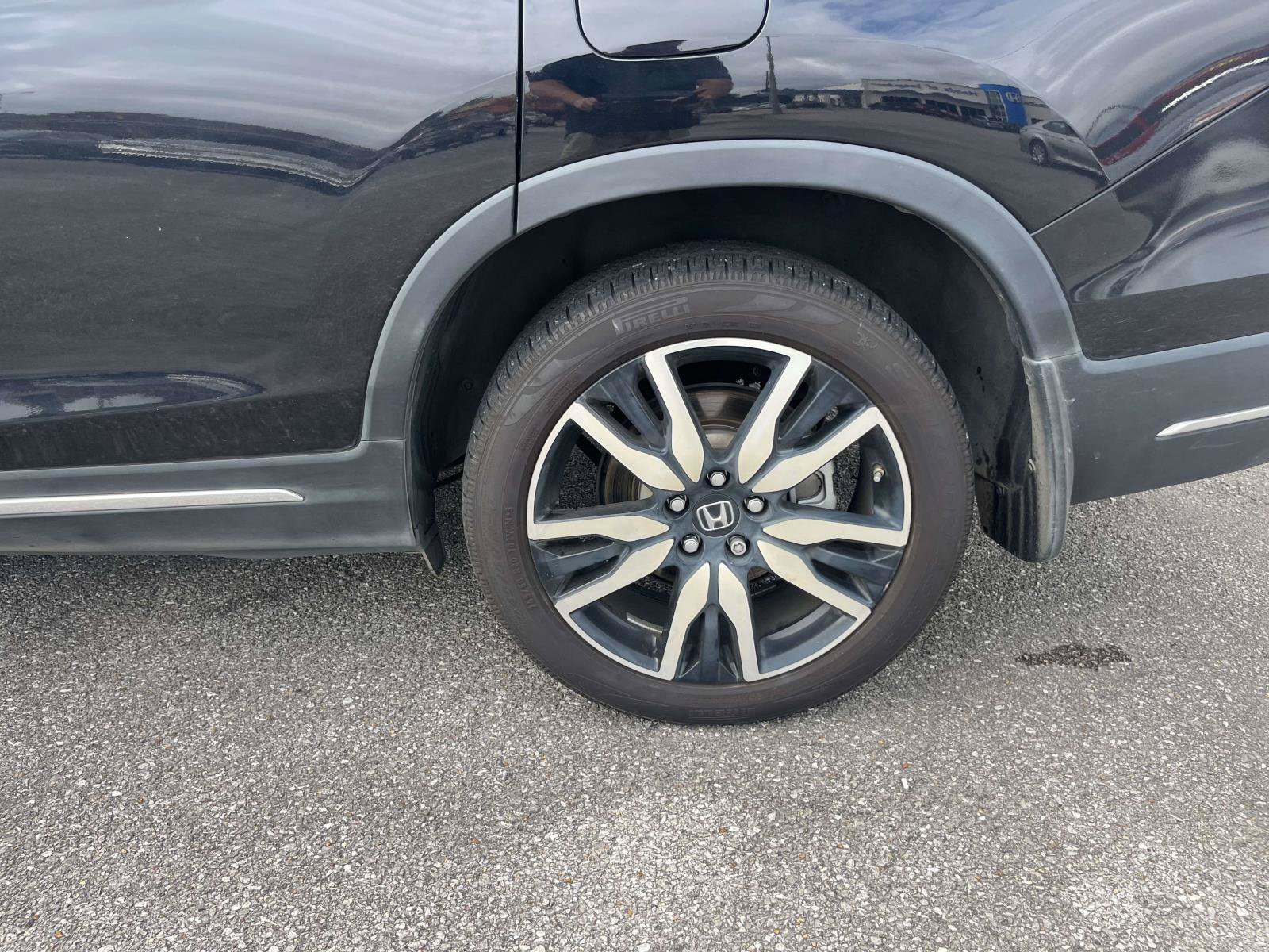 Used 2022 Honda Pilot Touring image 9