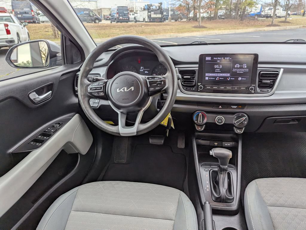 Used 2023 Kia Rio S image 11