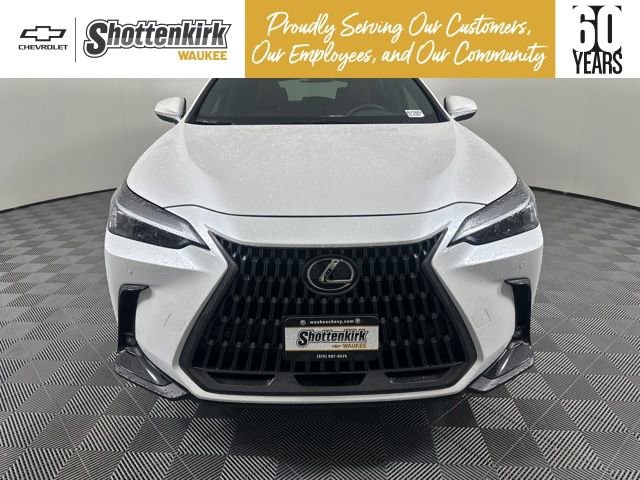 Used 2025 Lexus NX 250 FWD w/ Towing Package (2000 Lbs) image 8