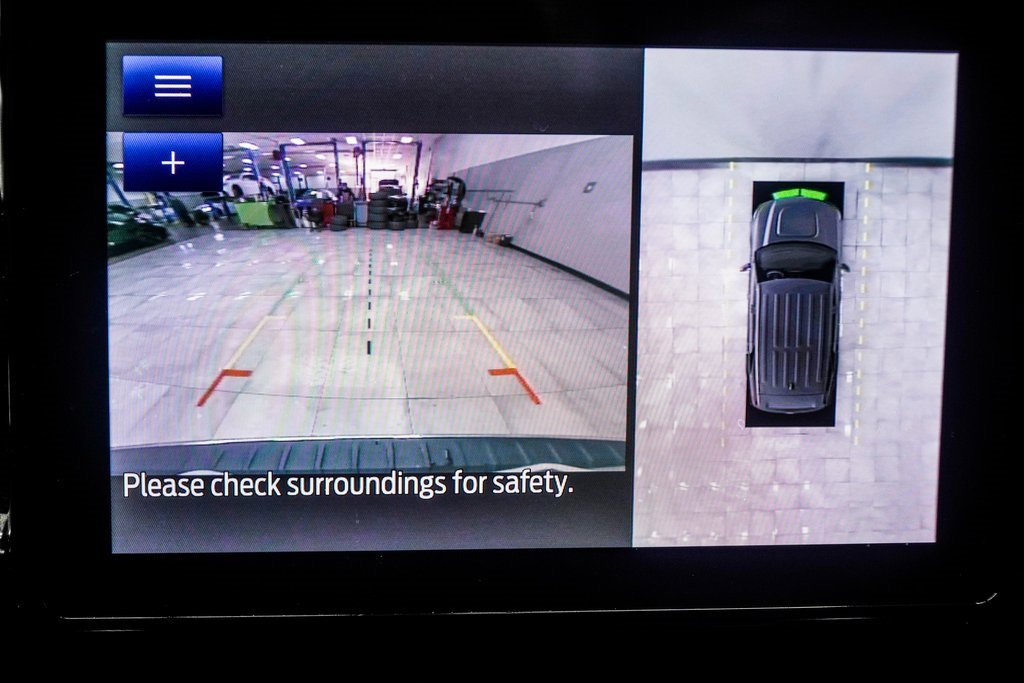 Used 2022 Ford Explorer Limited w/ Equipment Group 301A image 28