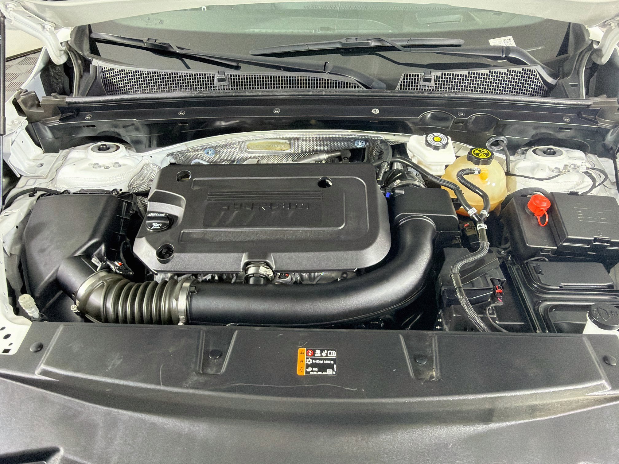 Used 2024 Buick Envision Preferred AWD/4WD image 32