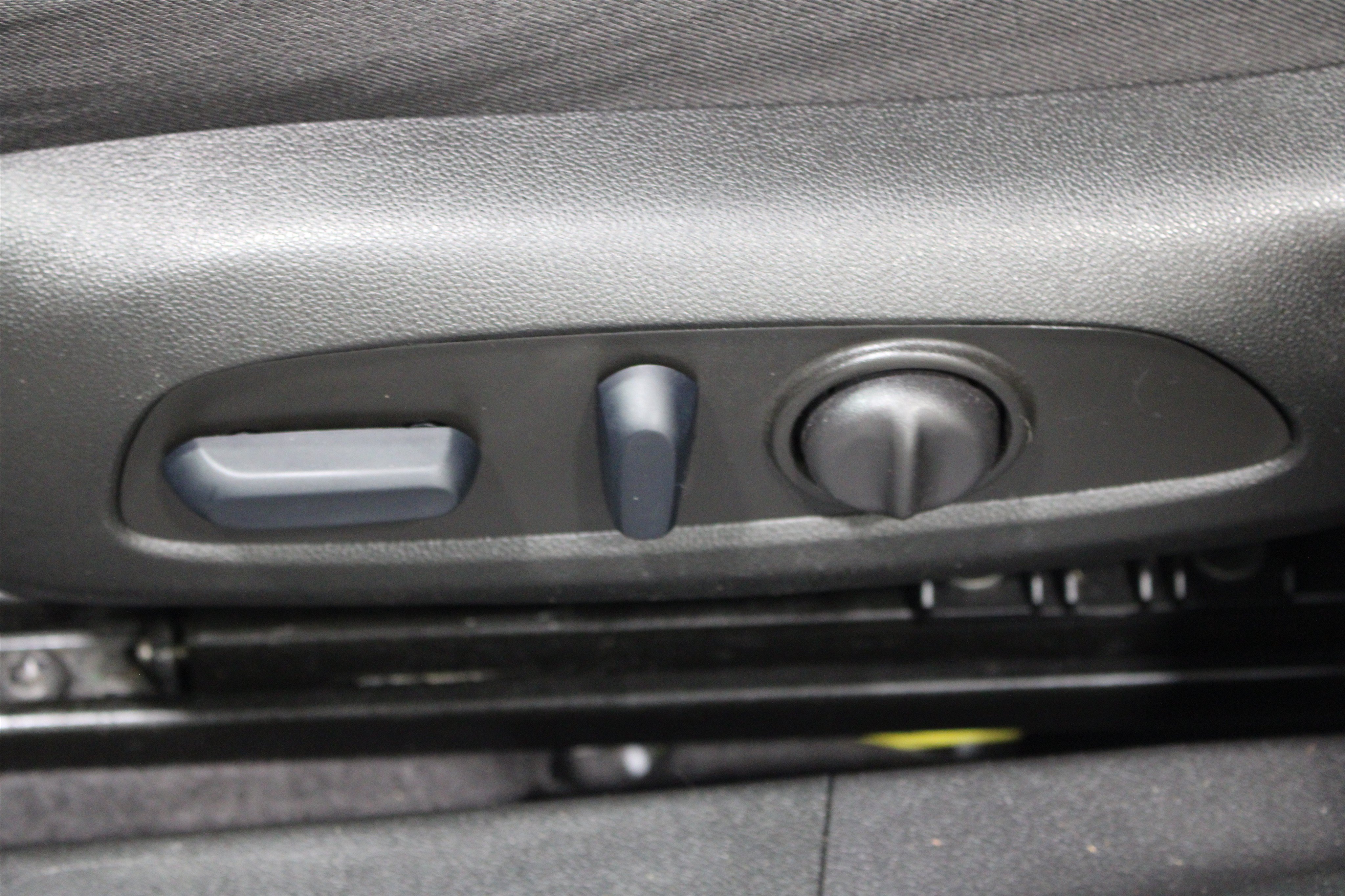 Used 2023 Chevrolet Malibu LT FWD image 5