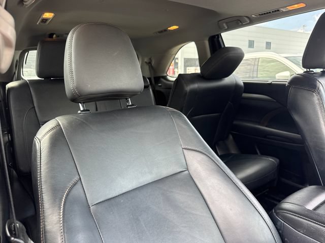 Used 2015 Toyota Highlander XLE AWD/4WD image 28