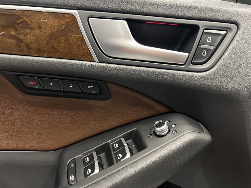 Used 2015 Audi Q5 2.0T Premium Plus w/ Technology Package image 47