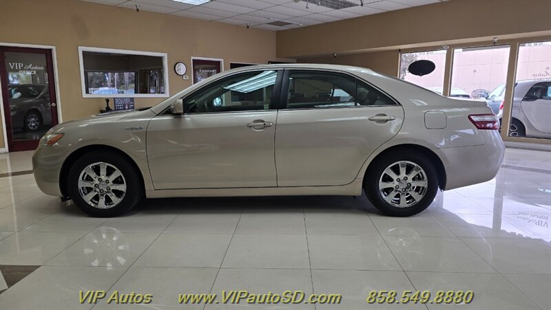 Used 2007 Toyota Camry Hybrid w/ Leather Pkg FWD image 6