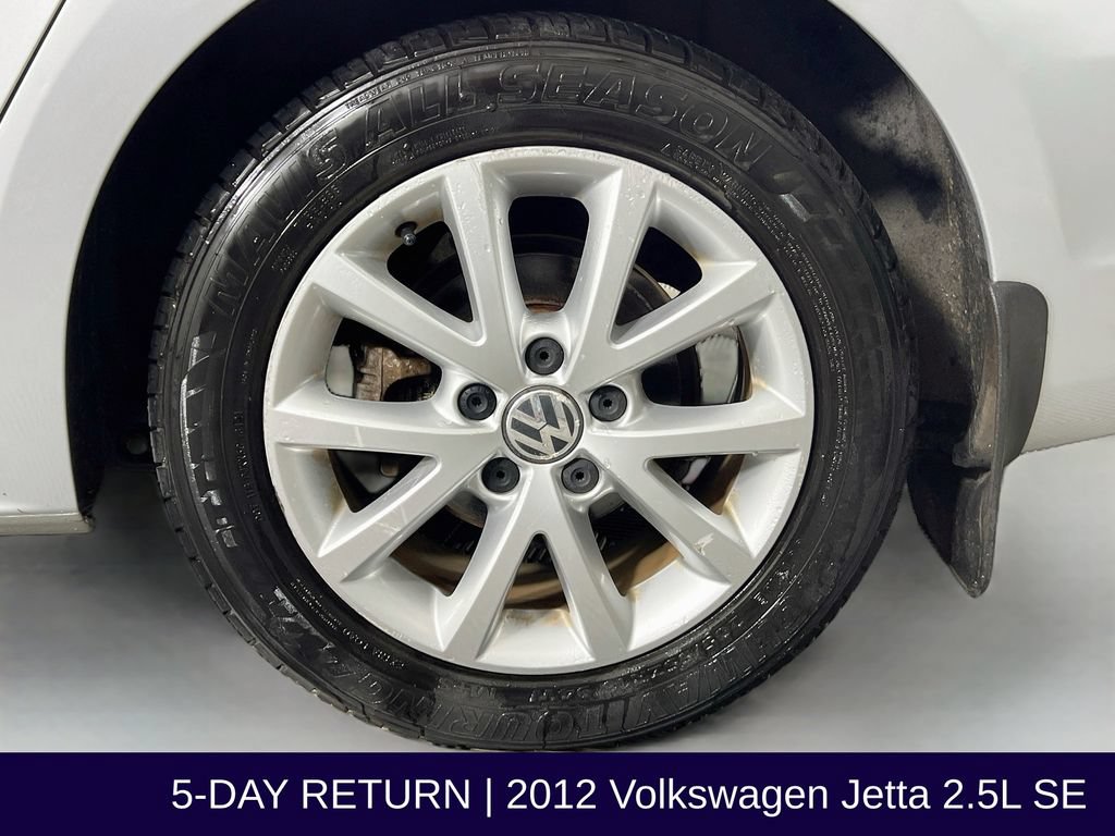 Used 2012 Volkswagen Jetta SE FWD image 32