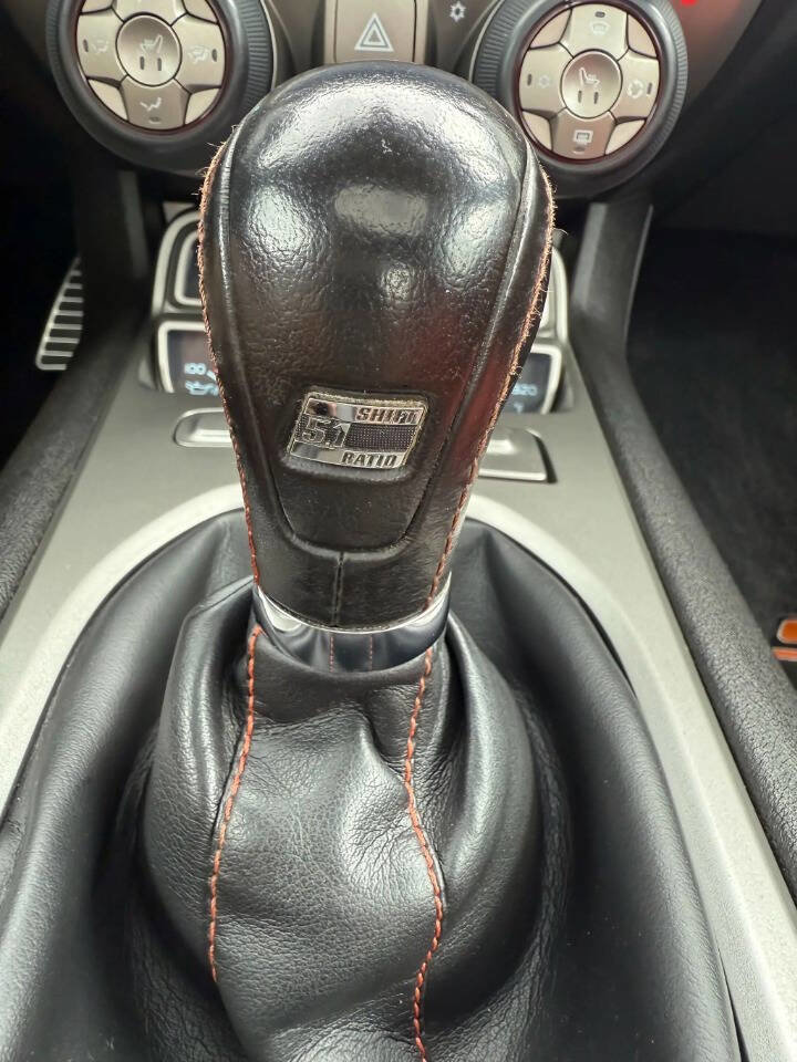 Used 2014 Chevrolet Camaro SS w/ RS Package image 11