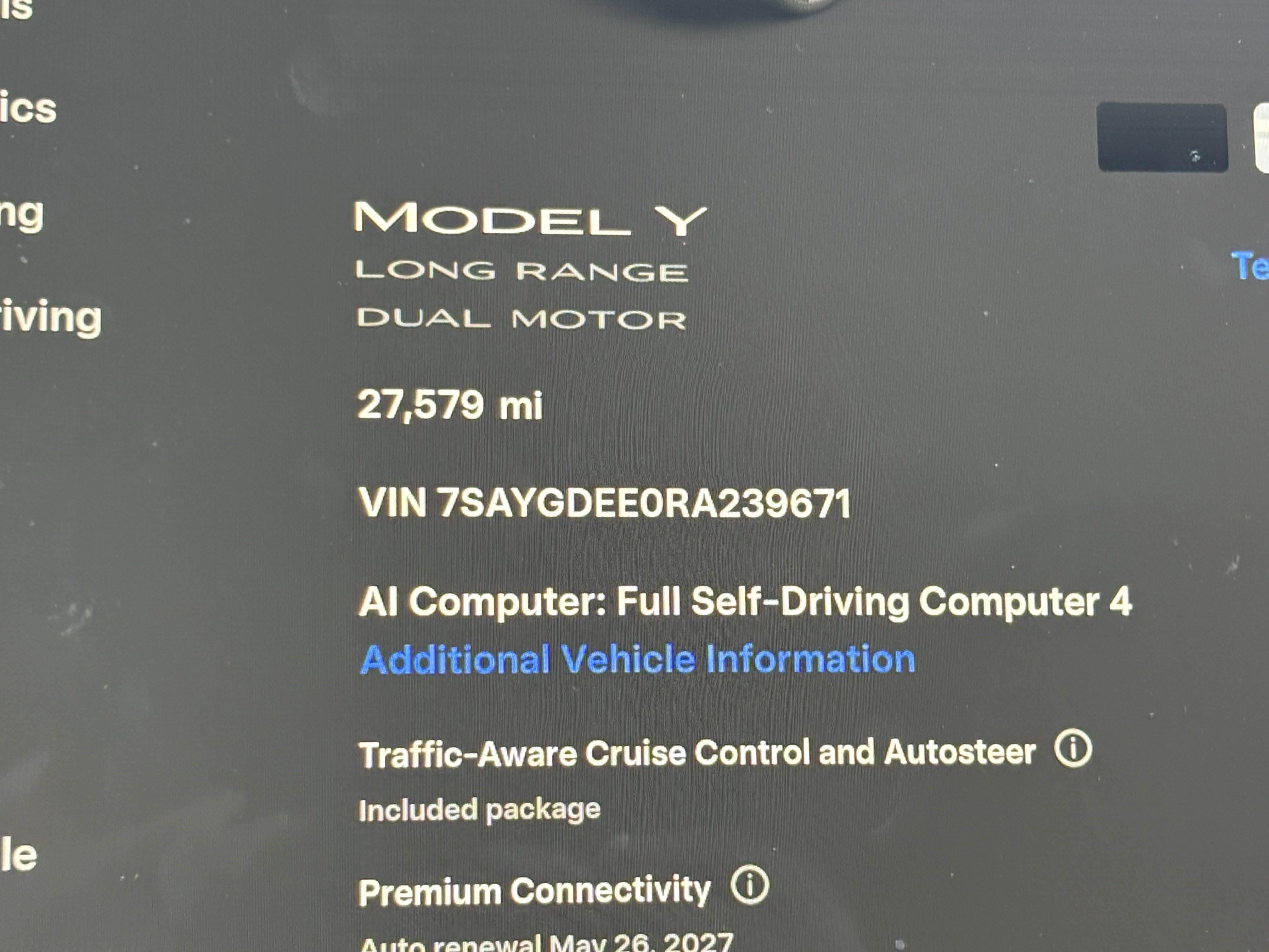 Used 2024 Tesla Model Y Long Range AWD/4WD image 31