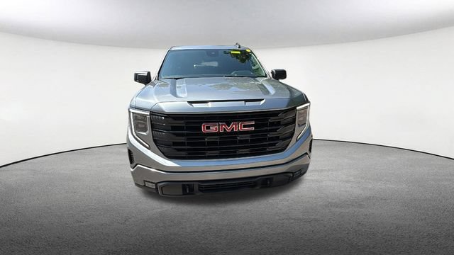 Used 2024 GMC Sierra 1500 Elevation AWD/4WD image 2