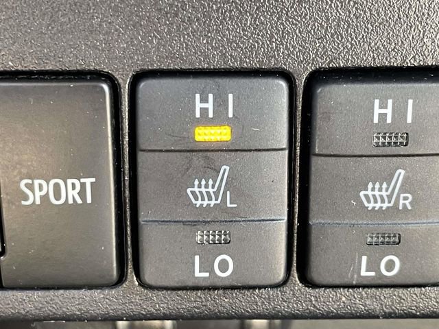 Used 2015 Toyota RAV4 Limited image 33