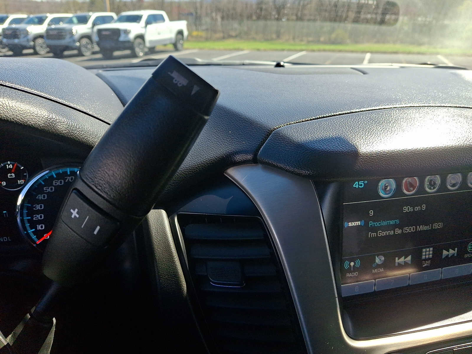 Used 2020 GMC Yukon XL Denali w/ Denali Premium Package image 17