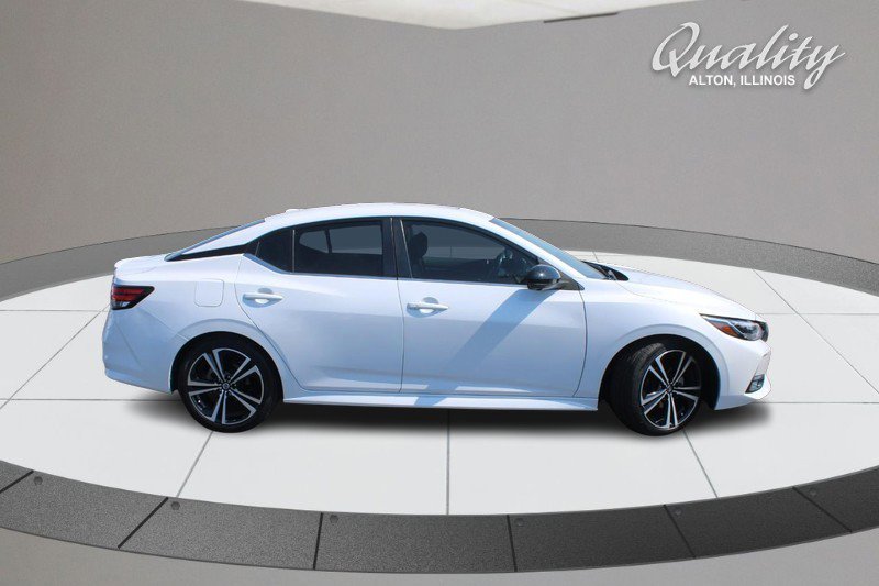 Used 2021 Nissan Sentra SR w/ SR Premium Package FWD image 3