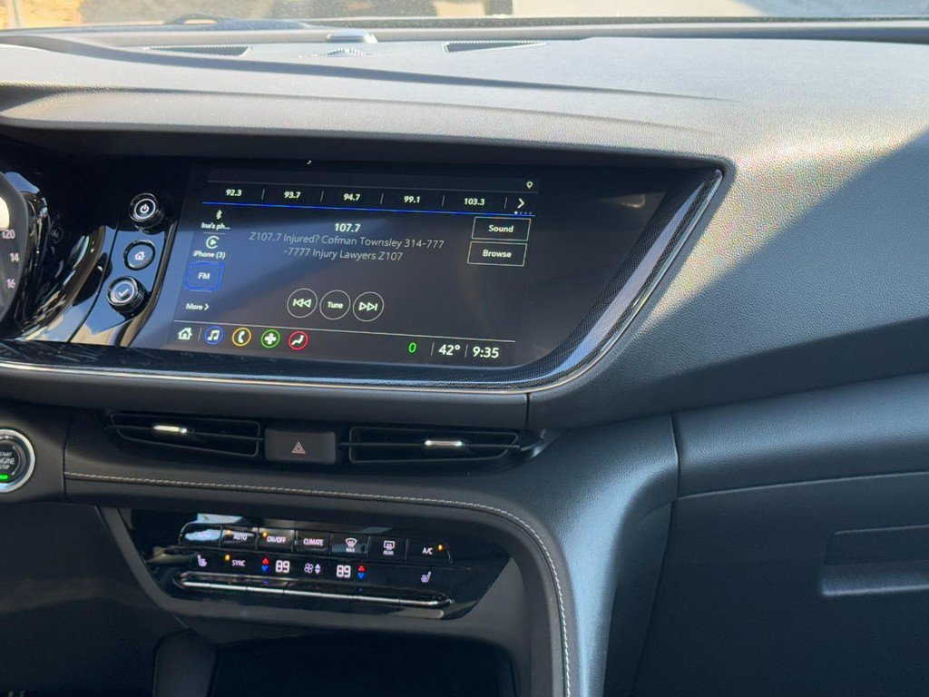 Used 2022 Buick Envision Essence w/ Safety Package image 13