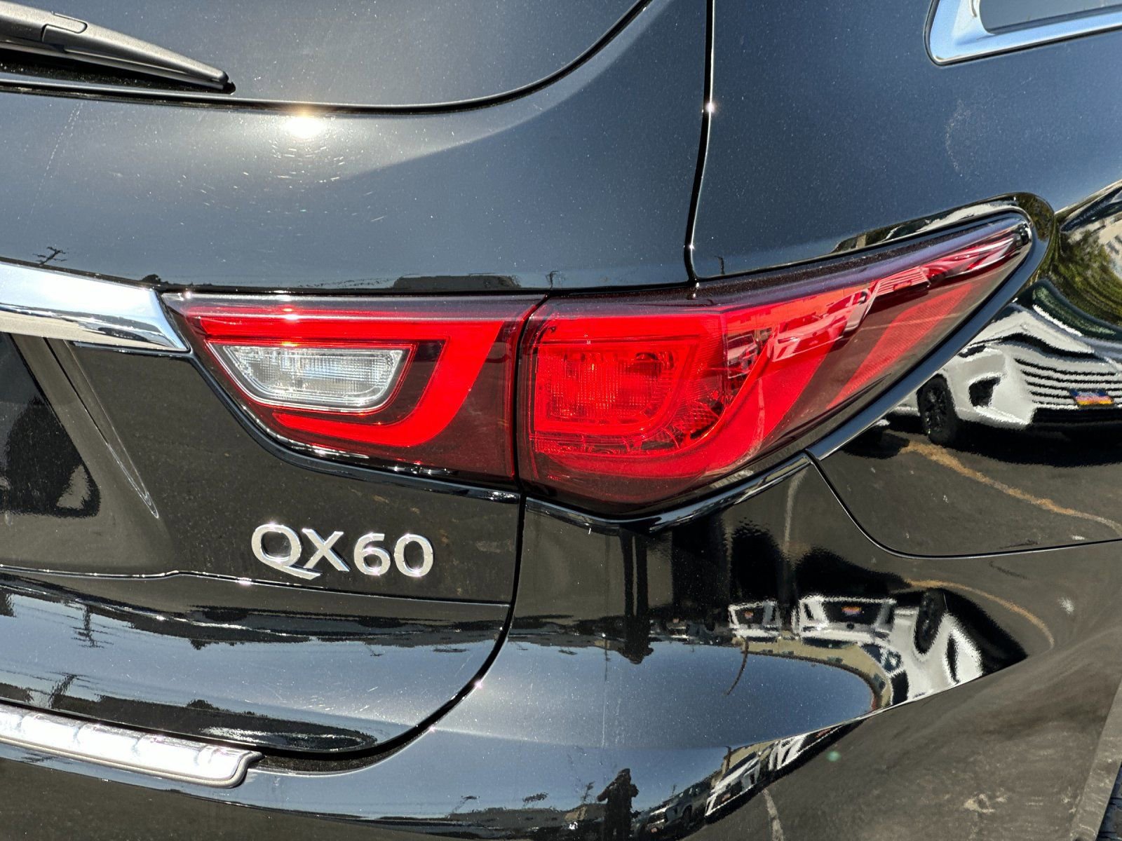 Used 2019 INFINITI QX60 Luxe w/ Essential Package FWD image 35
