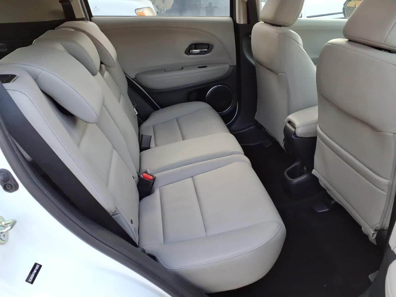 Used 2017 Honda HR-V EX-L image 12