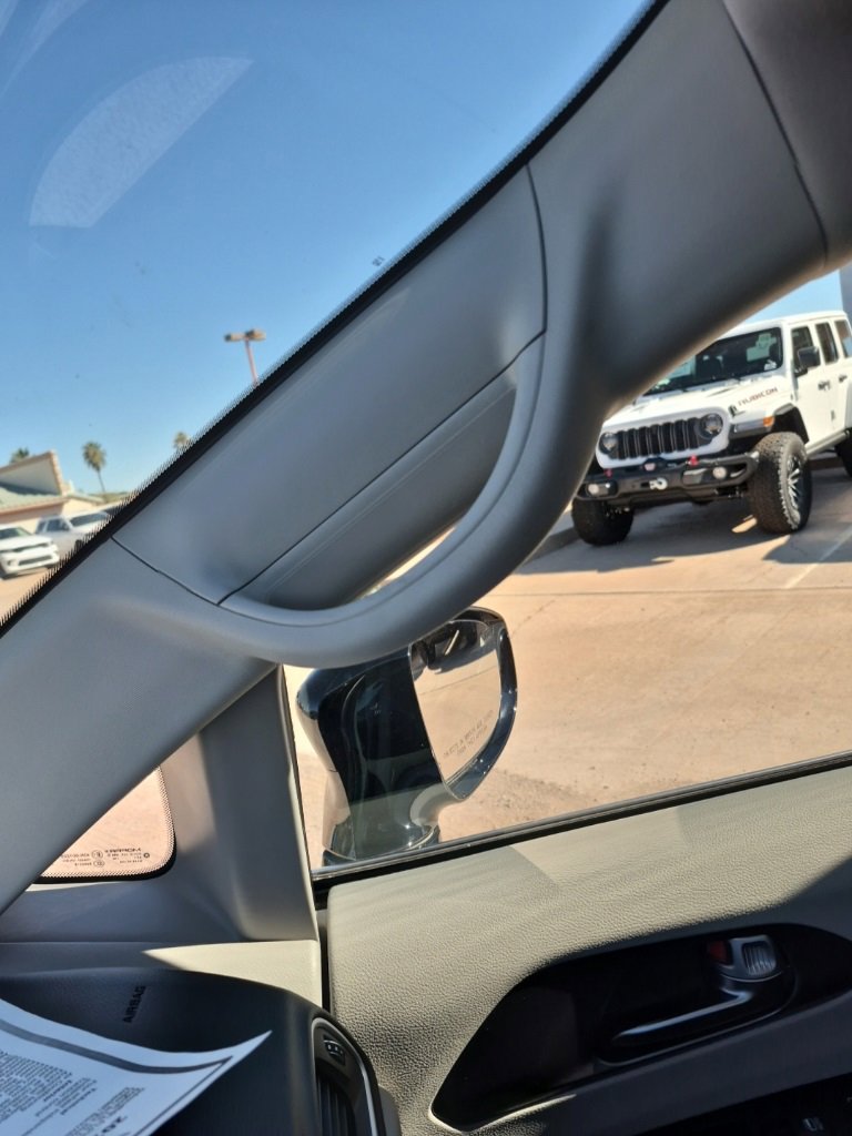 Certified 2024 Chrysler Pacifica Touring-L image 49