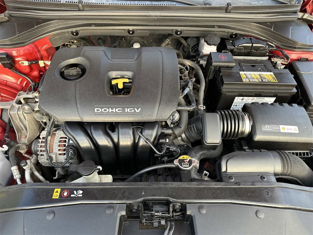 Used 2017 Hyundai Elantra SE image 10