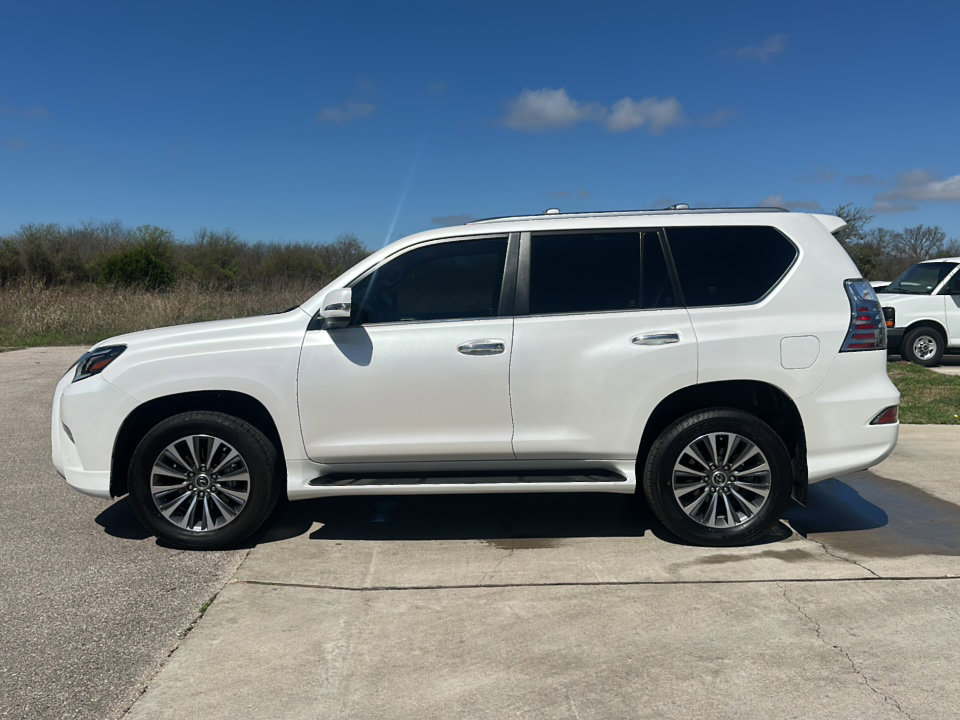 Used 2023 Lexus GX 460 Luxury w/ Accessory Package image 5