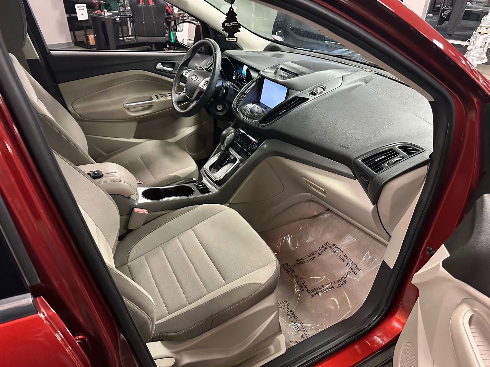 Used 2014 Ford Escape SE w/ Equipment Group 201A image 57